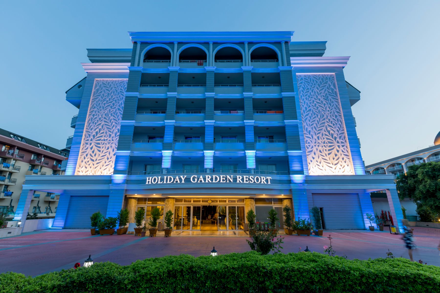 Holiday Garden Resort - 4 Star