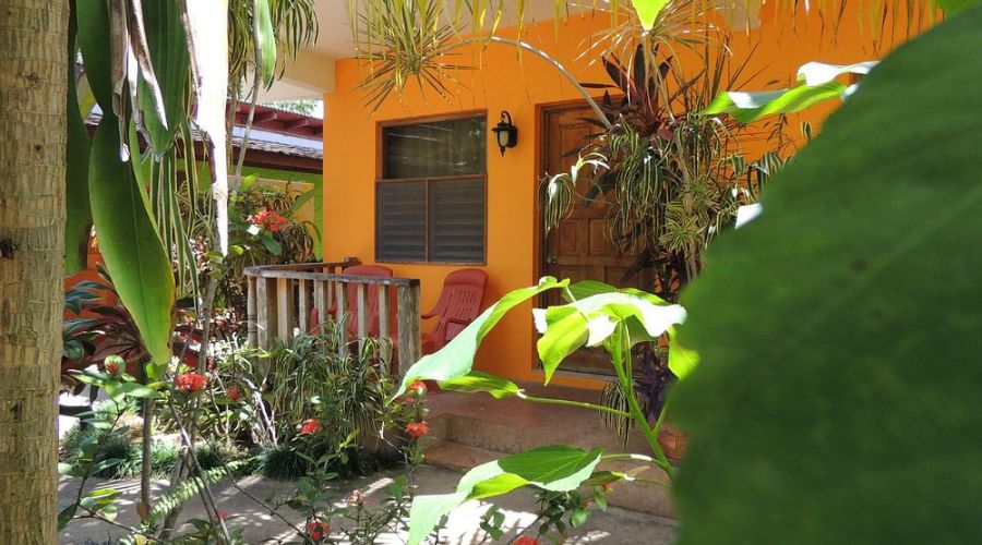 Sunrise Club Hotel Restaurant & Bar - 4-Star