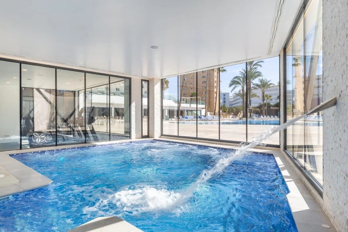 Hotel Samos- 4 Star