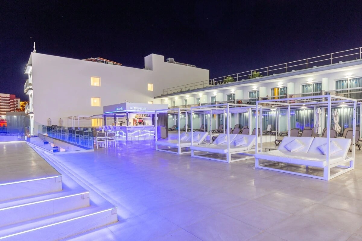 Hotel Samos- 4 Star